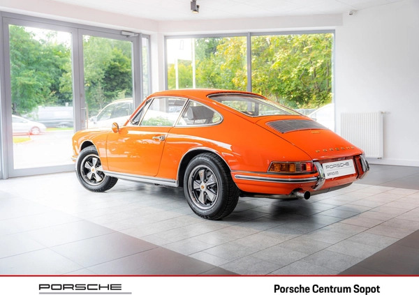 Porsche 911 cena 759911 przebieg: 22900, rok produkcji 1967 z Polanów małe 436